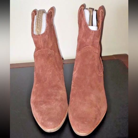 Lucky Brand Hadrya Boot! - Picture 2 of 6